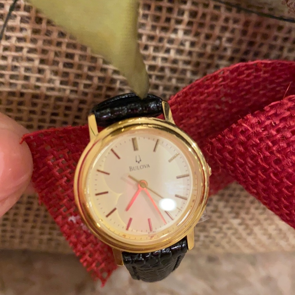New Black genuine leather Bulova watch needs new battery